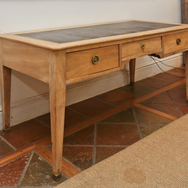 19thC Desk 3